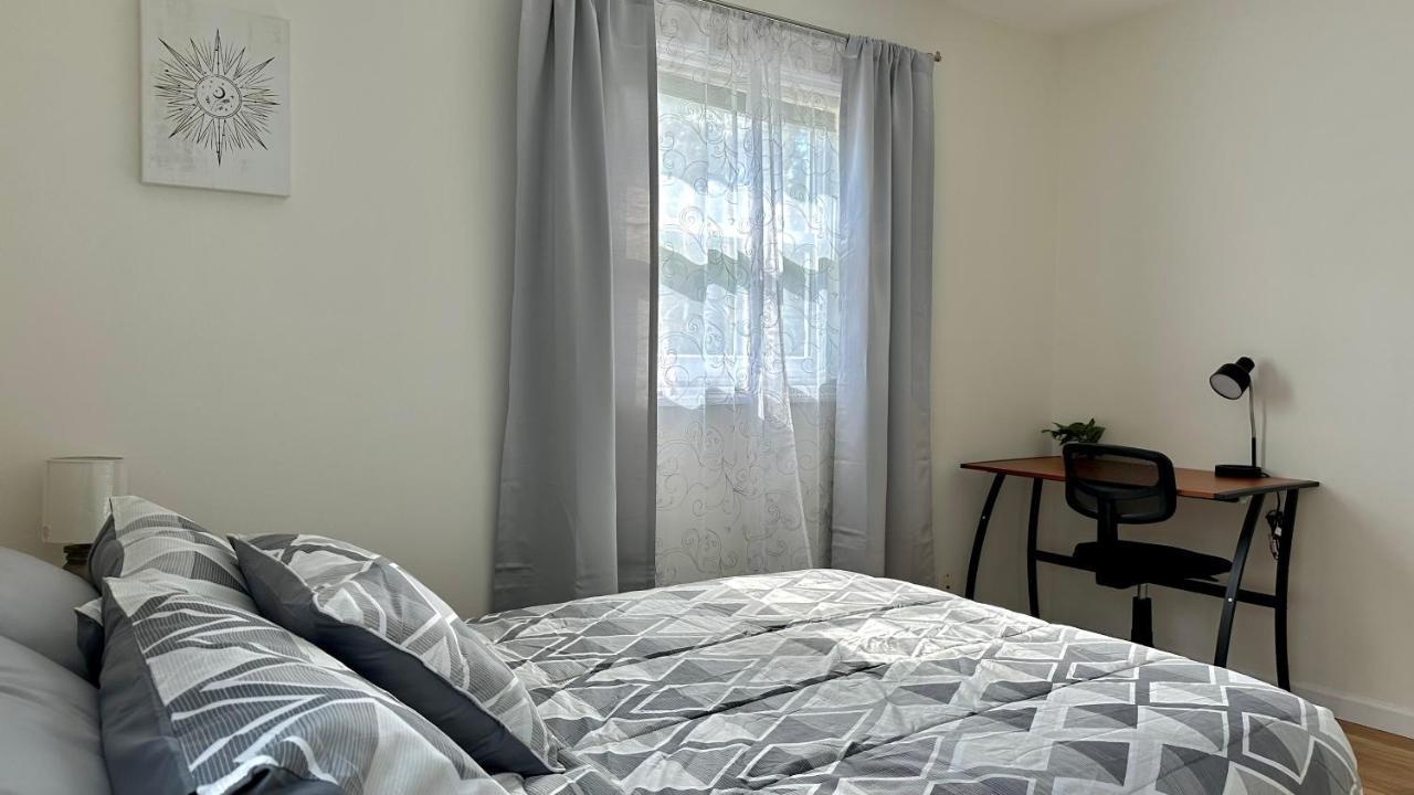 Cozy Rooms Near Busch Gardens タンパ エクステリア 写真